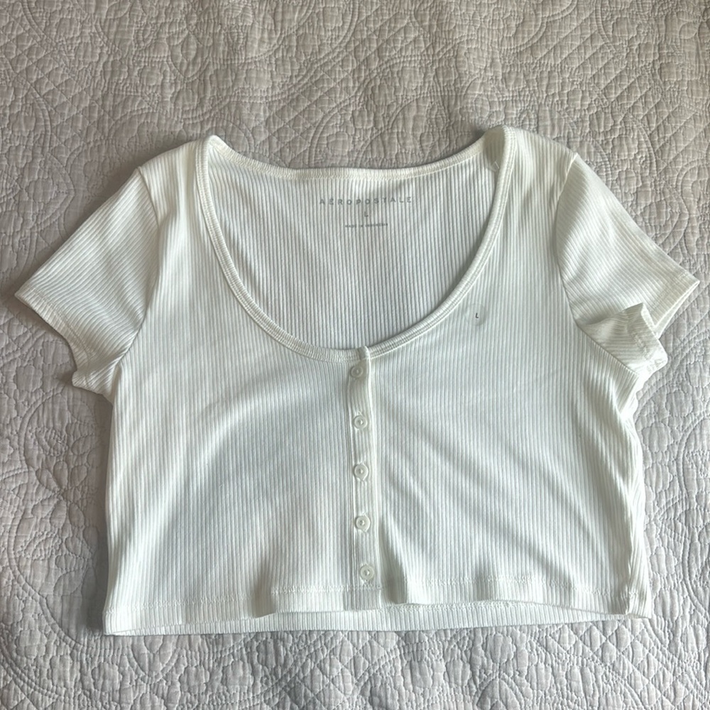 White crop top